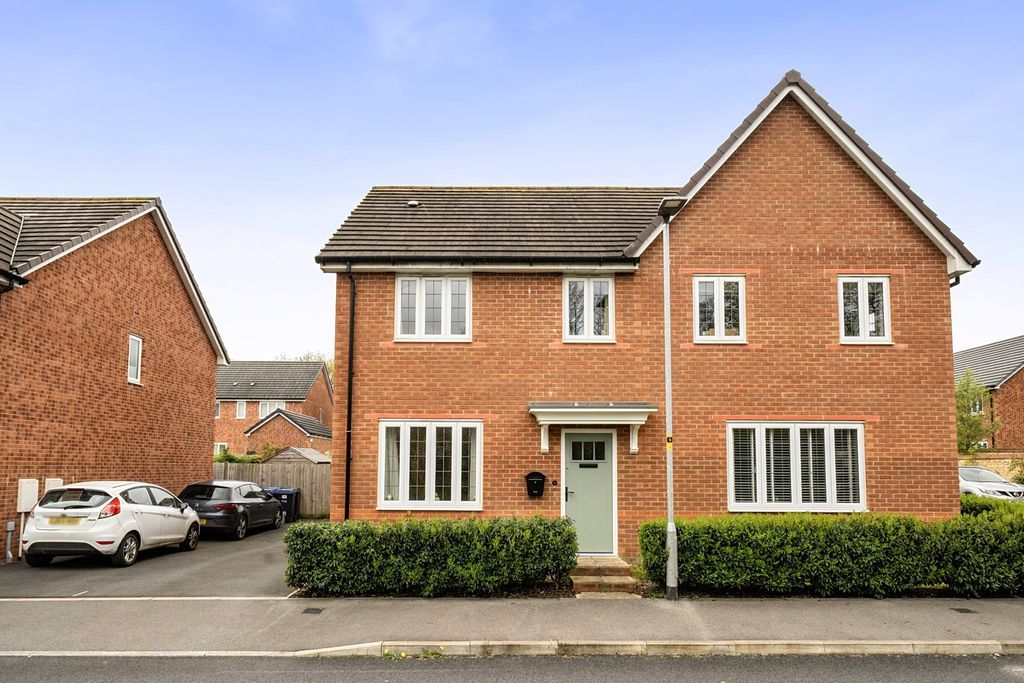 Additional image 20 of 3 bed semi-detached house for saleDeere Avenue, Chippenham SN14
