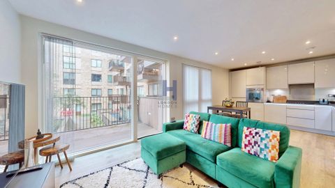 Abbotsford Court, London, London, London NW10