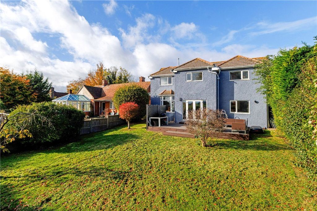Additional image 21 of 4 bed detached house for salePipers Piece, Herd Street, Marlborough, Wiltshire SN8