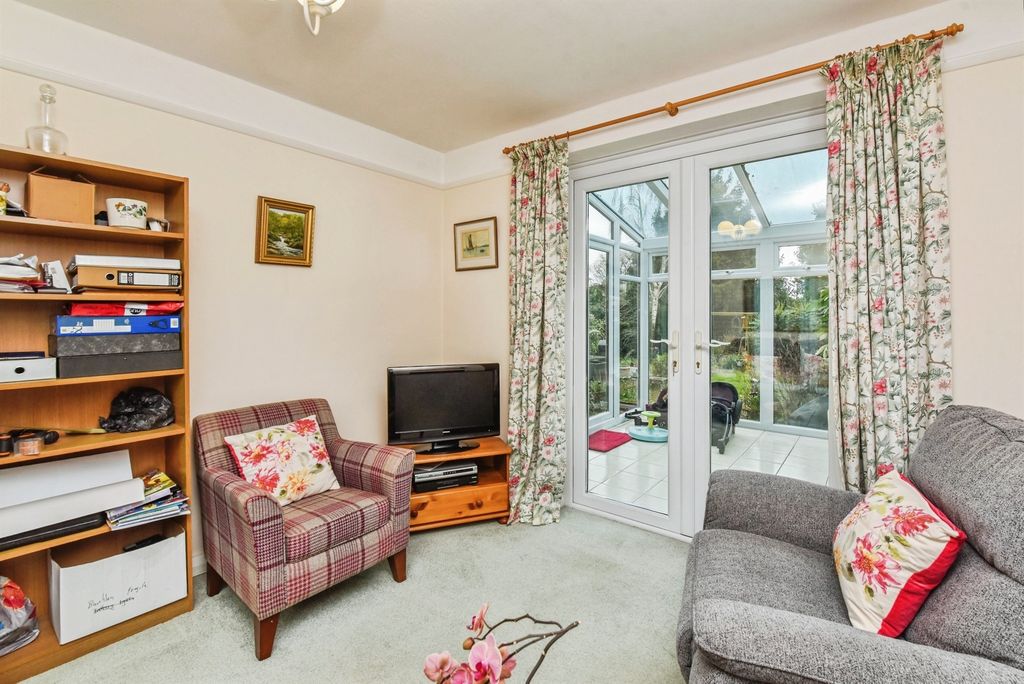 Additional image 6 of 3 bed semi-detached house for saleDeansway, Chippenham SN15