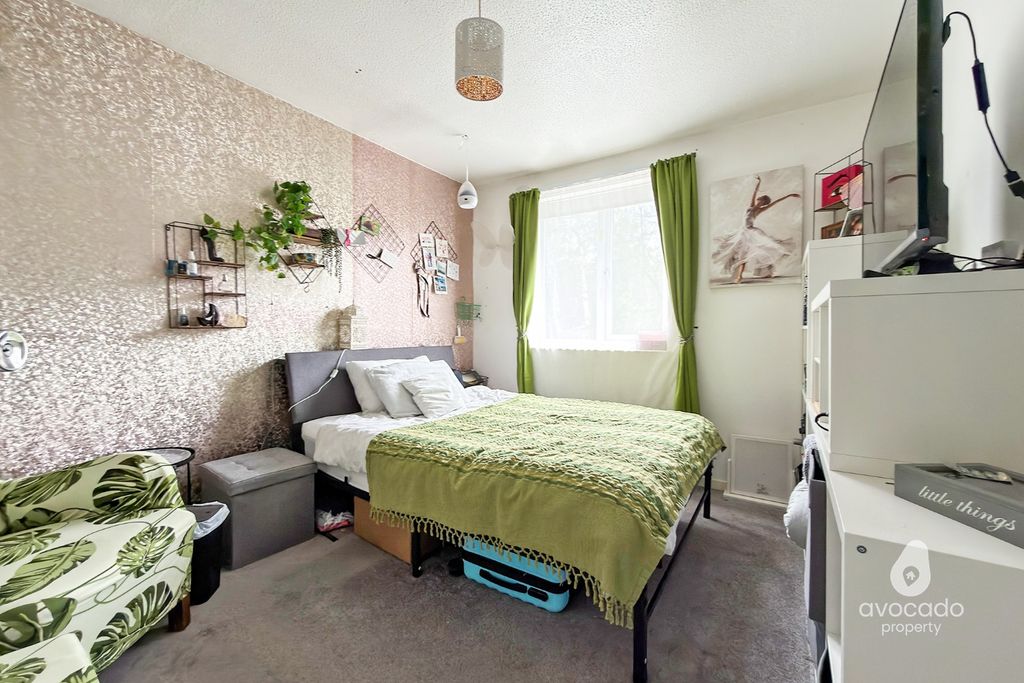 Additional image 7 of 3 bed end terrace house for saleNaseby, Bracknell RG12