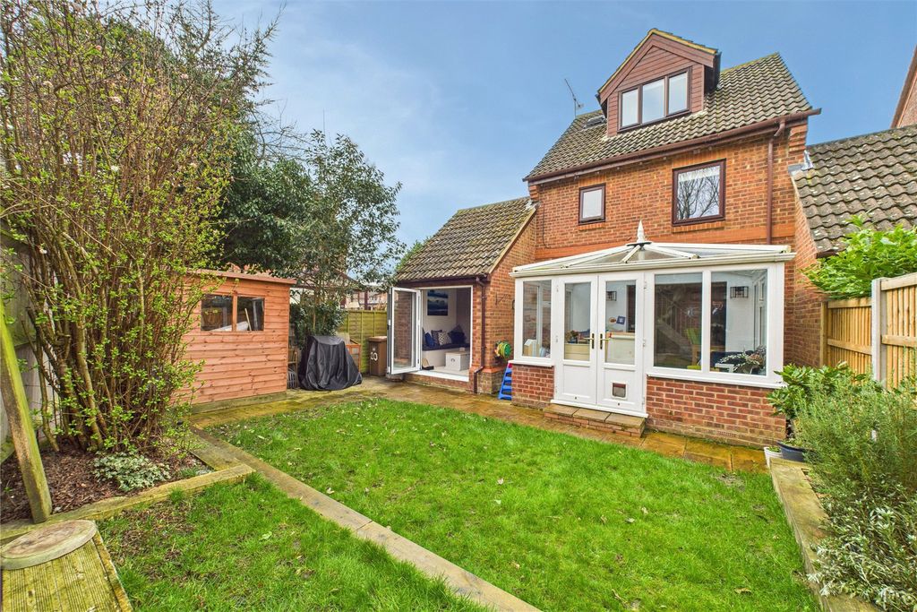 Additional image 13 of 3 bed link detached house for saleSimkins Close, Winkfield Row, Berkshire RG42