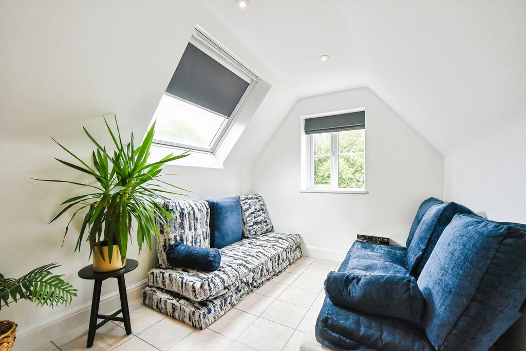 Additional image 10 of 6 bed detached house for saleAdams Meadow - Wanborough, Swindon SN4