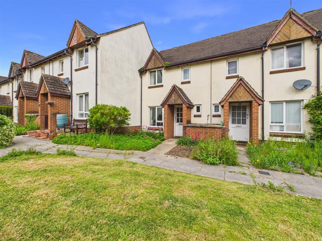 2 bed terraced house for saleCauseway Close, Chippenham SN15