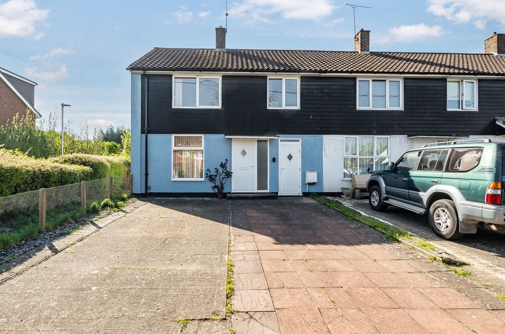 3 bed end terrace house for saleShepherds Lane, Bracknell, Berkshire RG42