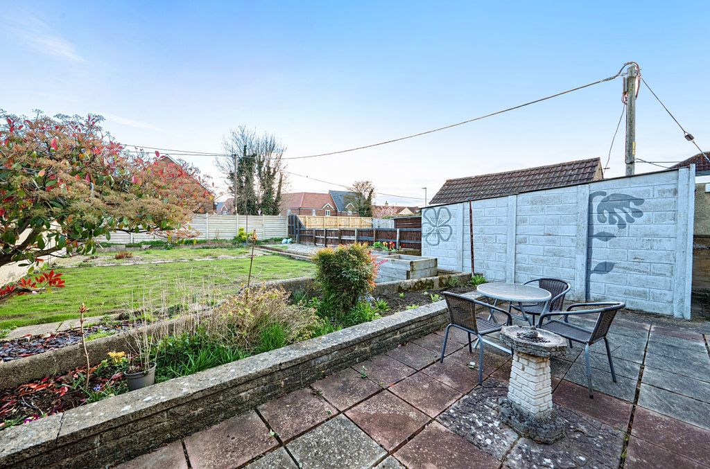 Additional image 13 of 3 bed bungalow for saleBurleaze, Chippenham, Wiltshire SN15