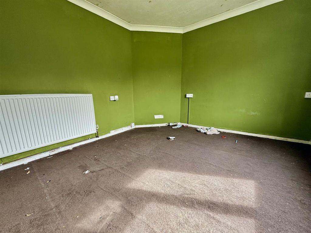 3 bed semi-detached house for saleThe Grove, Codford, Warminster BA12 photo 5