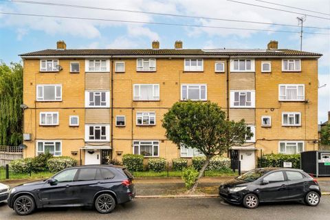 Ronver Road, Lee SE12
