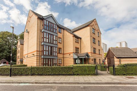 Consul House, Bow, London E3