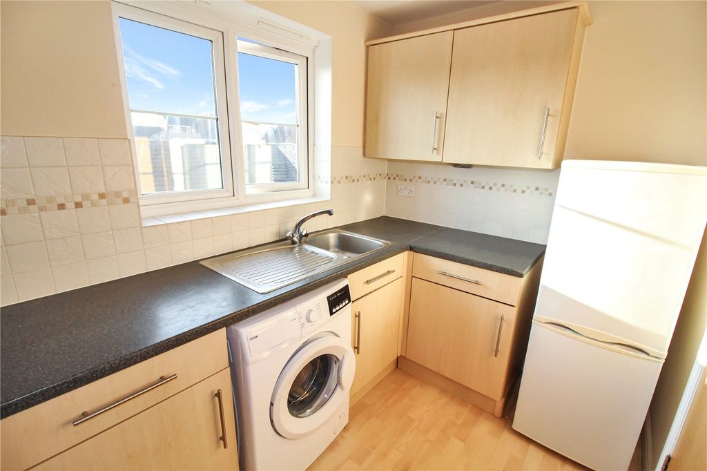 Additional image 5 of 2 bed flat for saleTorun Way, Swindon, Wiltshire SN25