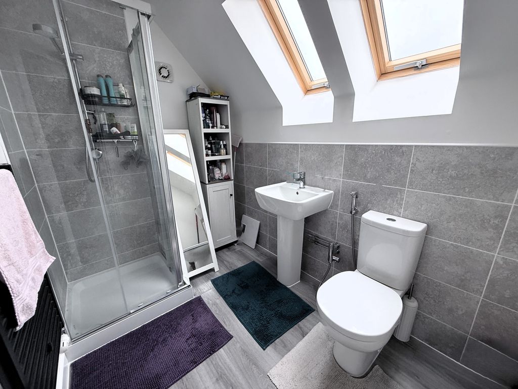 Additional image 12 of 4 bed semi-detached house for saleBrickworth Place, Coate, Swindon SN3
