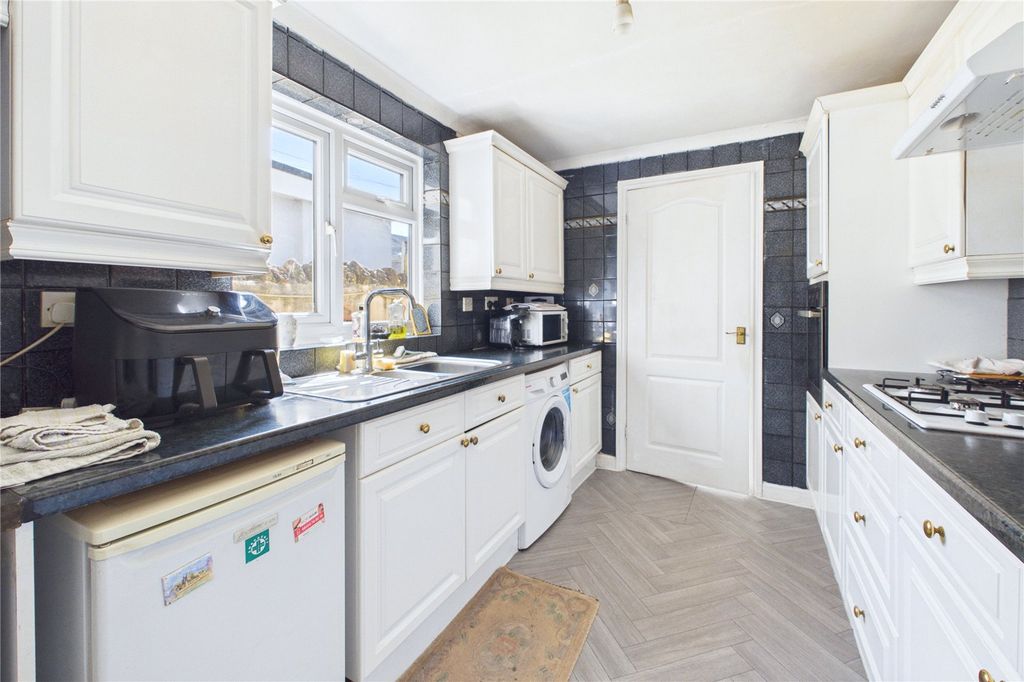 Additional image 7 of 2 bed terraced house for saleFerndale Road, Rodbourne Cheney, Wiltshire SN2