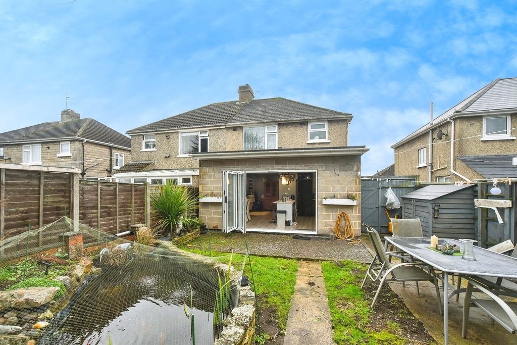 Additional image 13 of 3 bed semi-detached house for saleOkus Grove, Swindon SN2