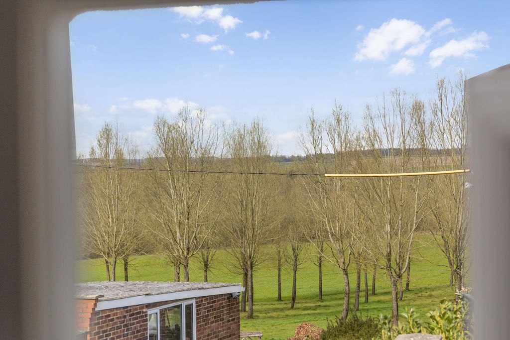 Additional image 18 of 2 bed property for saleSwallowcliffe, Salisbury SP3