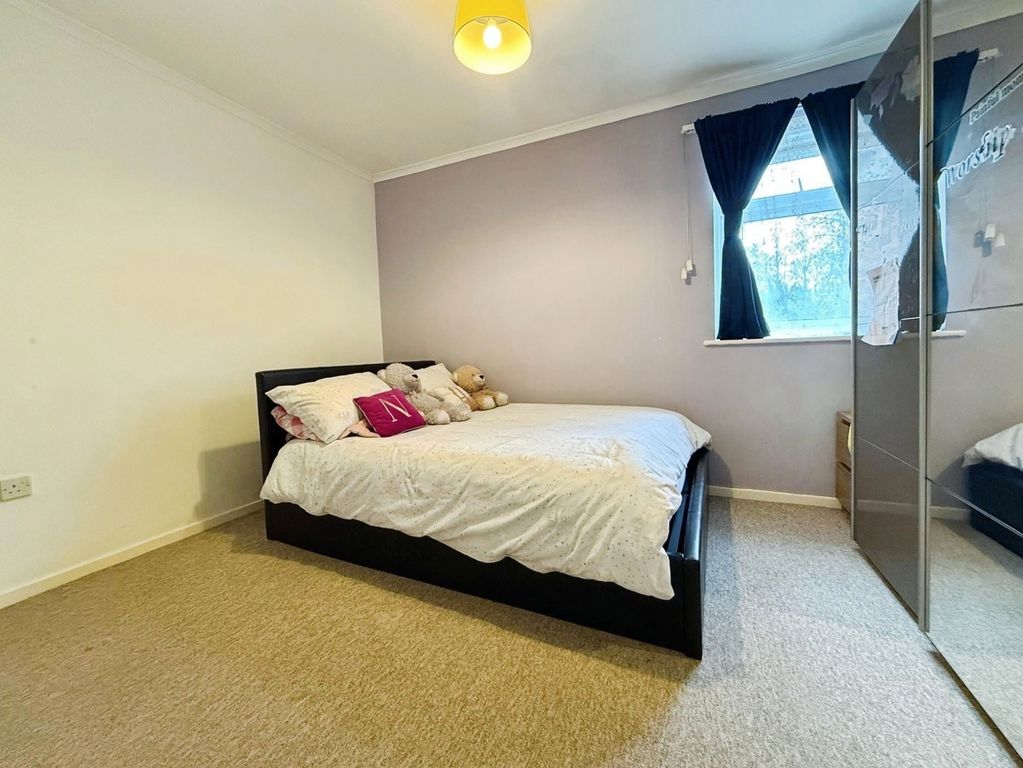 Additional image 7 of 2 bed flat for saleLydbury, Bracknell, Berkshire RG12
