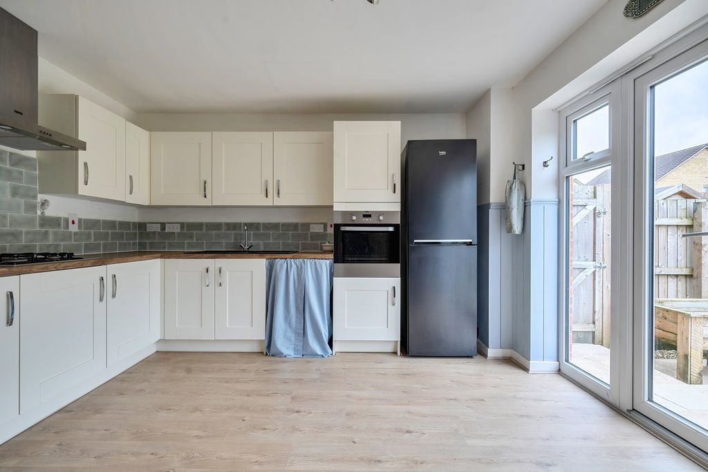 Additional image 7 of 3 bed semi-detached house for saleDeere Avenue, Chippenham SN14
