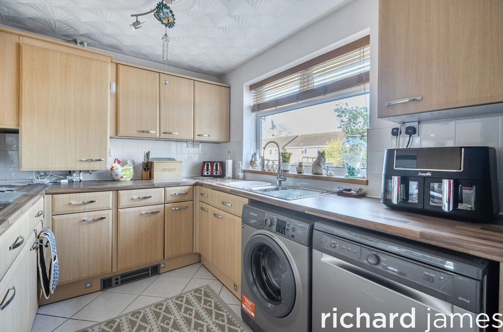 Additional image 9 of 4 bed semi-detached house for saleWestminster Road, Toothill, Swindon SN5