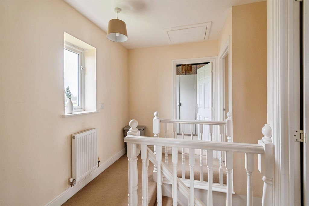 Additional image 11 of 3 bed detached house for saleMarket Mead, Chippenham SN15