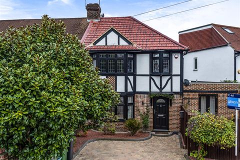 Barnfield Avenue, Kingston Upon Thames KT2
