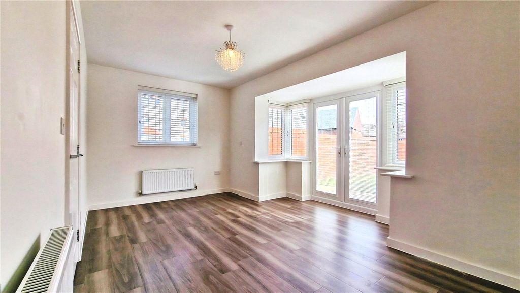 Additional image 2 of 4 bed detached house for saleSt. Georges Park, Binfield, Bracknell, Berkshire RG42