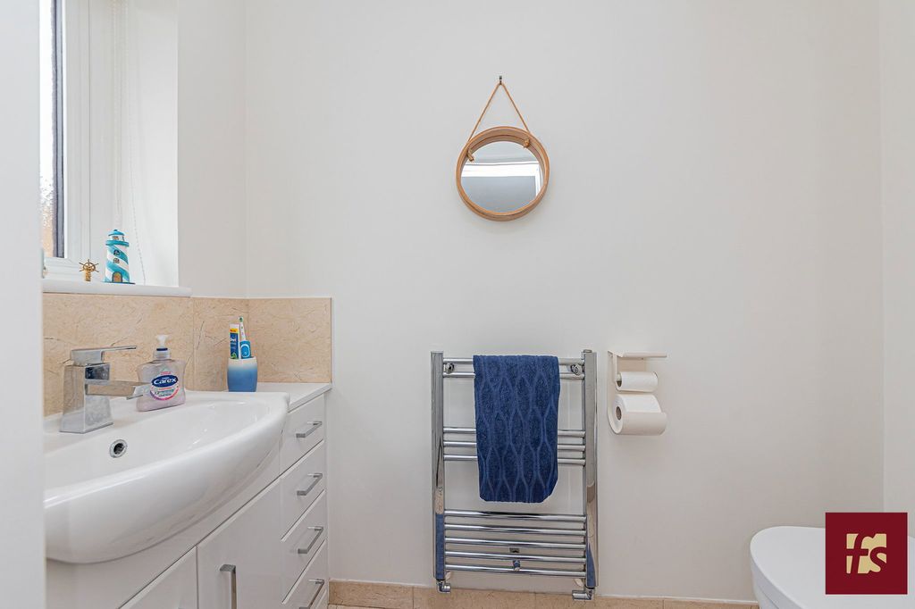 Additional image 9 of 3 bed link detached house for saleHorsham Road, Owlsmoor, Sandhurst GU47