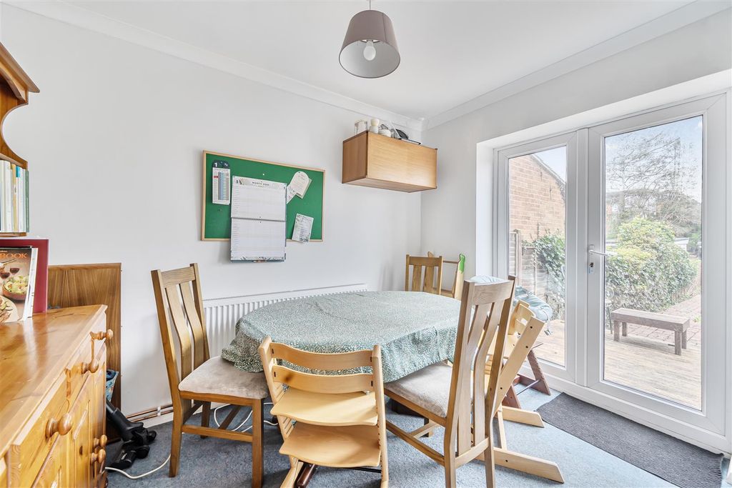 Additional image 7 of 3 bed terraced house for saleForest Road, Crowthorne, Berkshire RG45