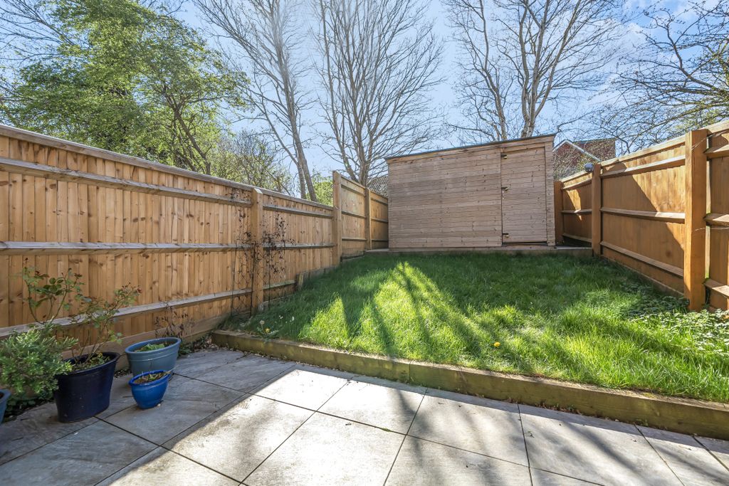 Additional image 11 of 2 bed end terrace house for saleRamsthorn Close, Woodhall Park, Swindon SN2