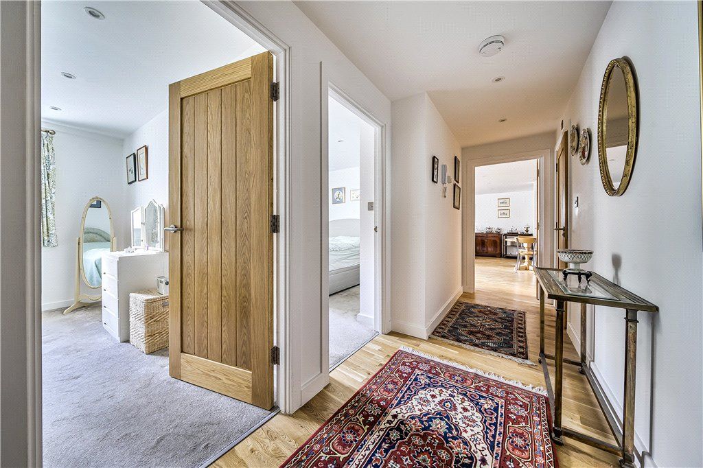 Additional image 3 of 2 bed flat for saleChurch Street, Romsey, Hampshire SO51