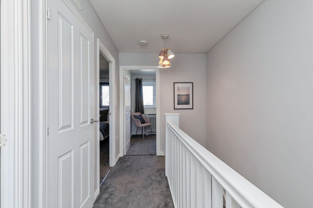 Additional image 20 of 3 bed semi-detached house for saleRoyal Field Close, Chippenham SN14