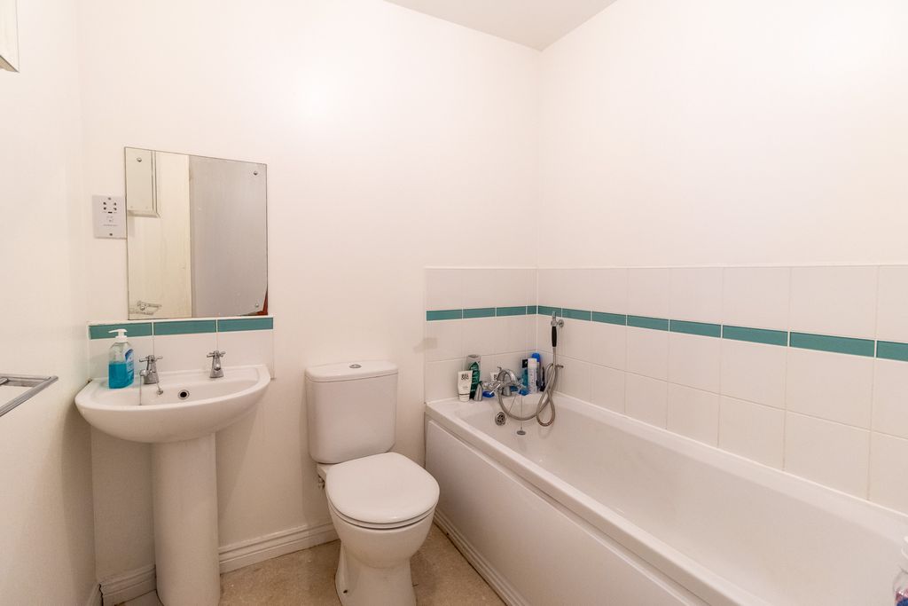 Additional image 5 of 2 bed flat for saleYersin Court, Swindon SN1