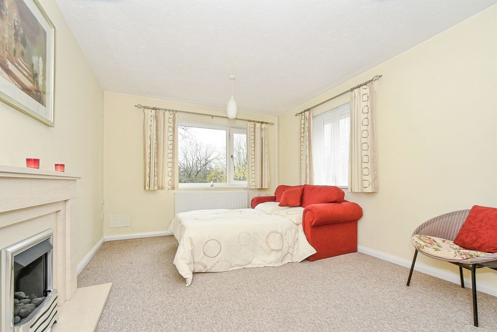 Additional image 9 of 3 bed detached bungalow for saleLong Ridings, Chippenham SN15