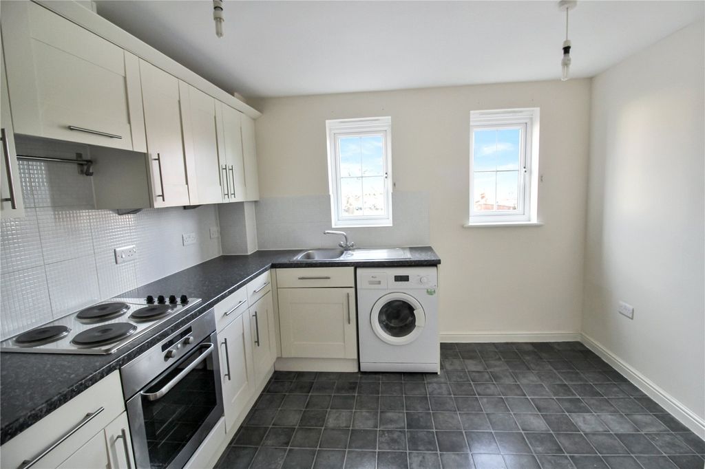 Additional image 5 of 2 bed flat for saleTorun Way, Haydon End, Swindon, Wiltshire SN25