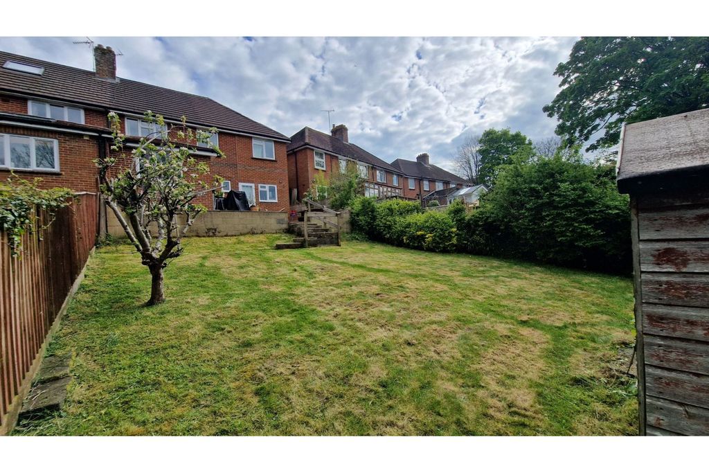 Additional image 29 of 4 bed semi-detached house for saleOrchard Road, Marlborough SN8