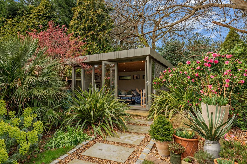 Additional image 14 of 5 bed detached house for saleThe Burlings, Ascot, Berkshire SL5