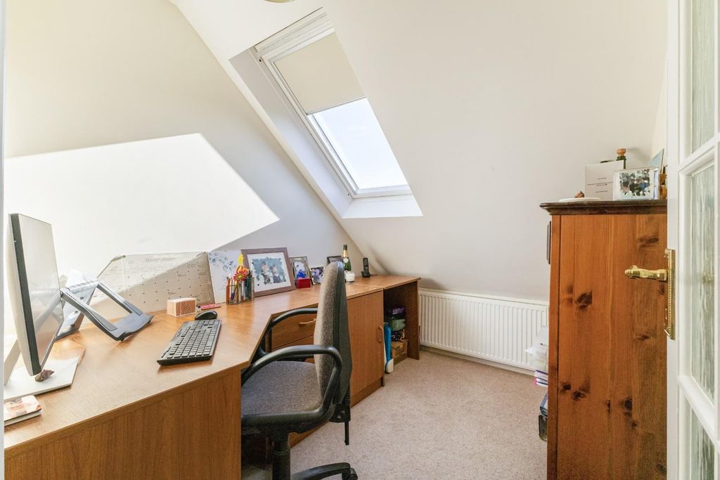 Additional image 16 of 5 bed property for saleChurch Lane, Figheldean, Salisbury SP4