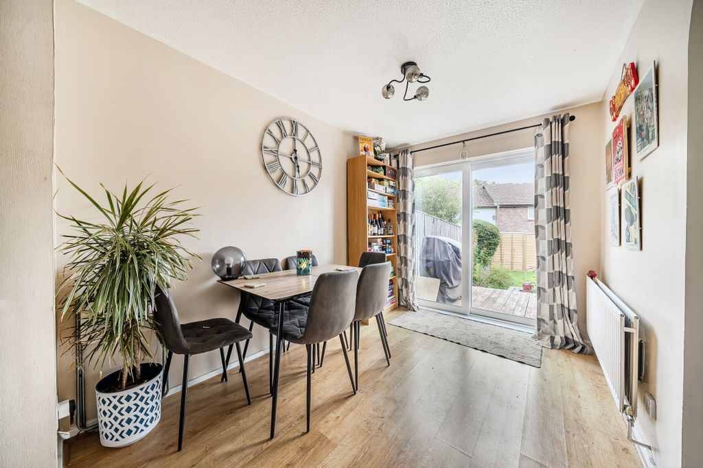 3 bed semi-detached house for saleCastleton Road, Middleleaze, Swindon SN5 photo 5