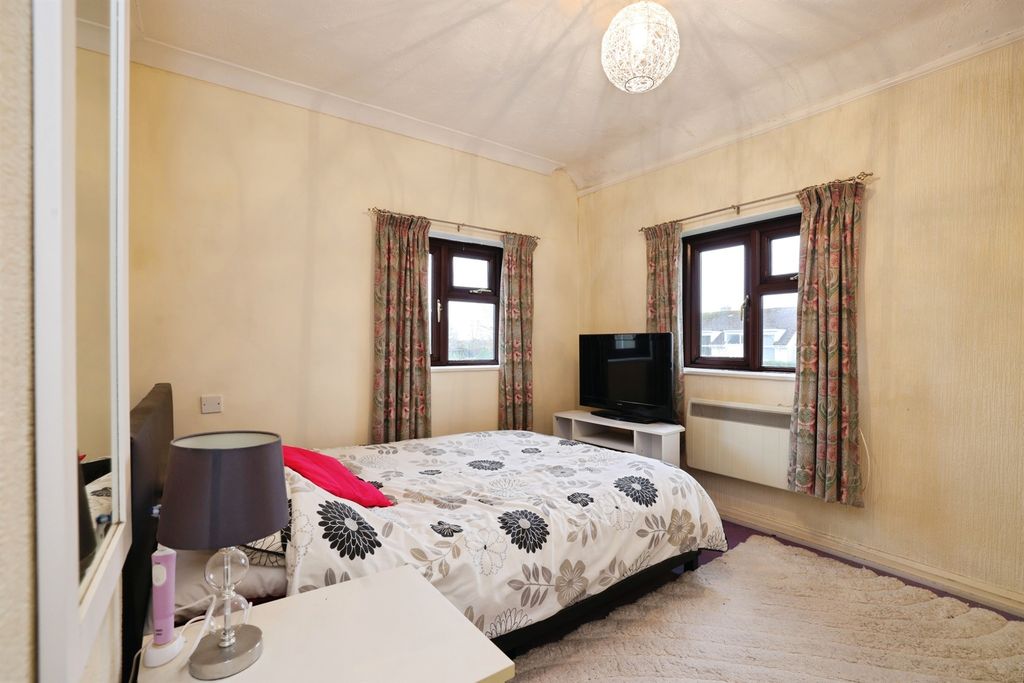 Additional image 12 of 3 bed end terrace house for saleChestnut Road, Sutton Benger, Chippenham SN15