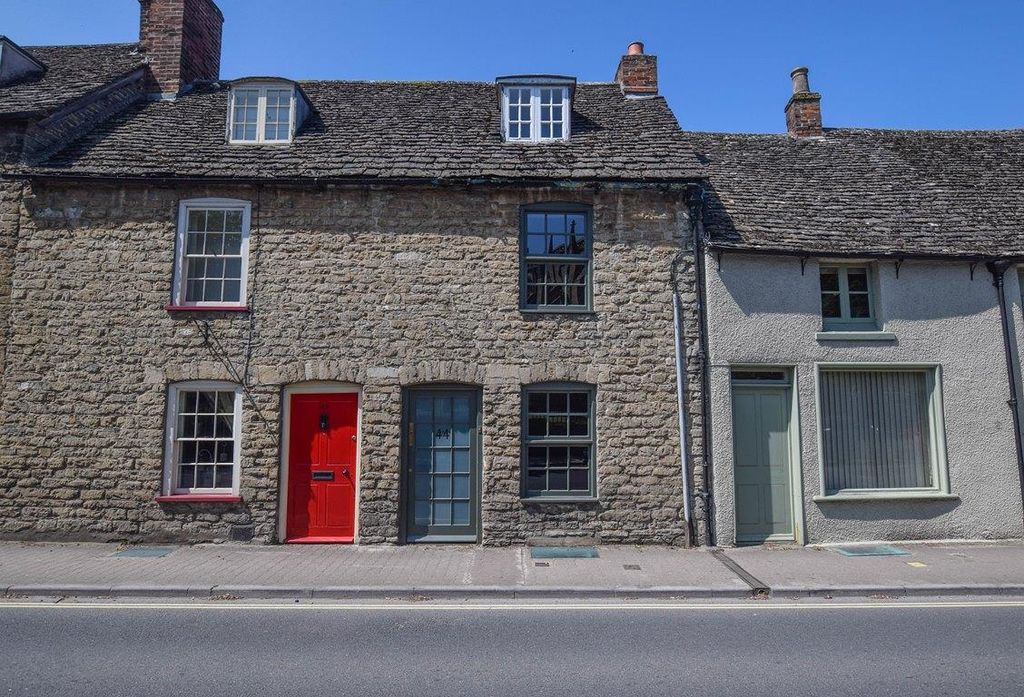 2 bed terraced house for saleGloucester Street, Malmesbury SN16