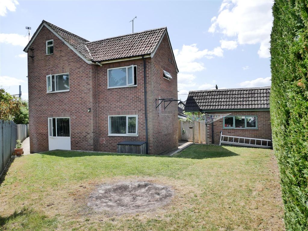 Additional image 4 of 4 bed semi-detached house for saleLowden, Chippenham SN14