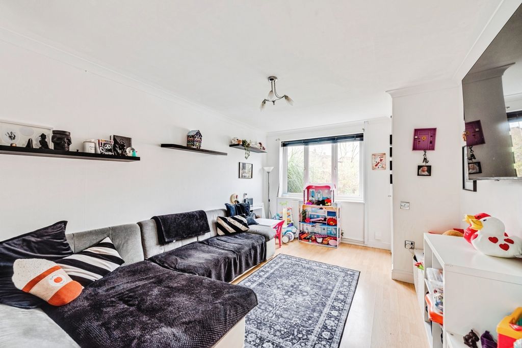 Additional image 4 of 2 bed terraced house for saleChives Way, Swindon, Wiltshire SN2
