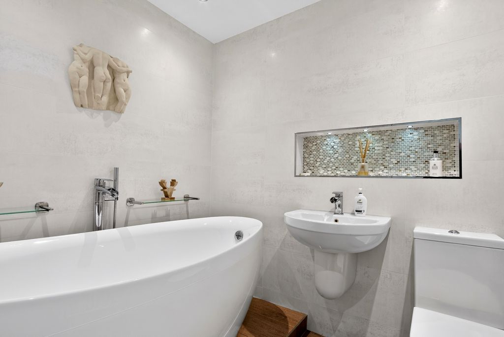 Additional image 11 of 4 bed detached bungalow for saleMoors Close - Kington Langley, Chippenham SN15