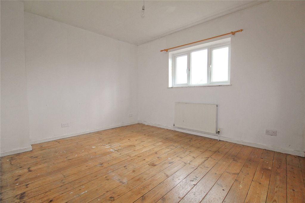 Additional image 12 of 3 bed semi-detached house for saleLambrok Close, Trowbridge BA14
