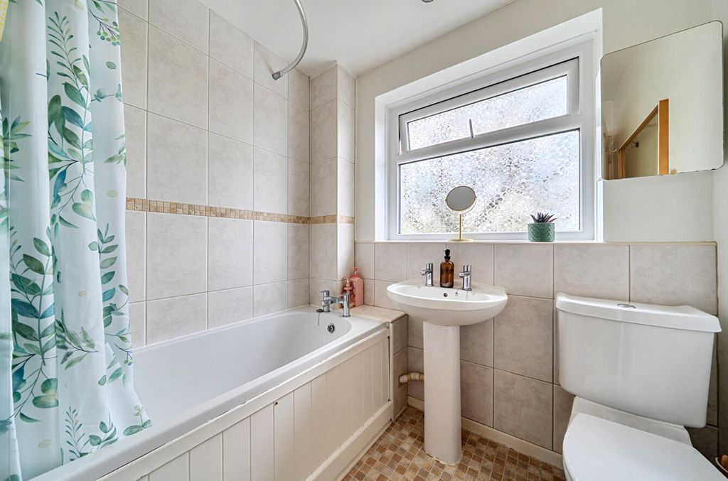 Additional image 18 of 3 bed semi-detached house for saleSandringham Road, Swindon SN3