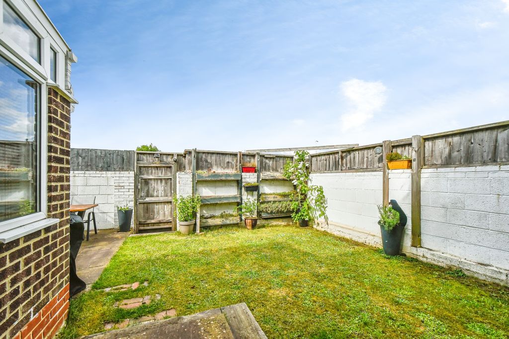 Additional image 14 of 3 bed semi-detached house for saleBarrington Close - Liden, Swindon SN3