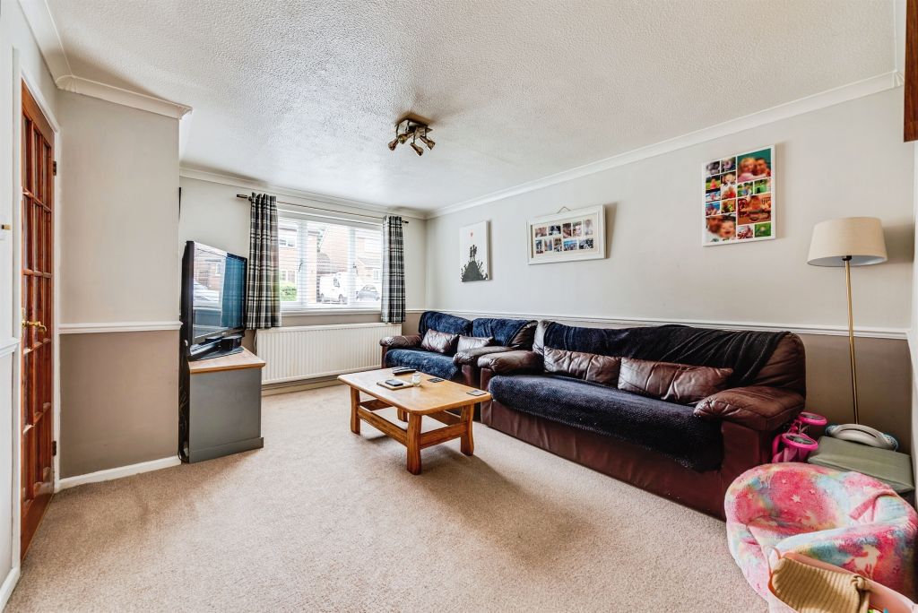 Additional image 2 of 3 bed semi-detached house for saleBayleaf Avenue, Swindon SN2