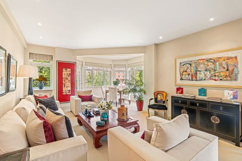 Ennismore Gardens, Knightsbridge, London SW7