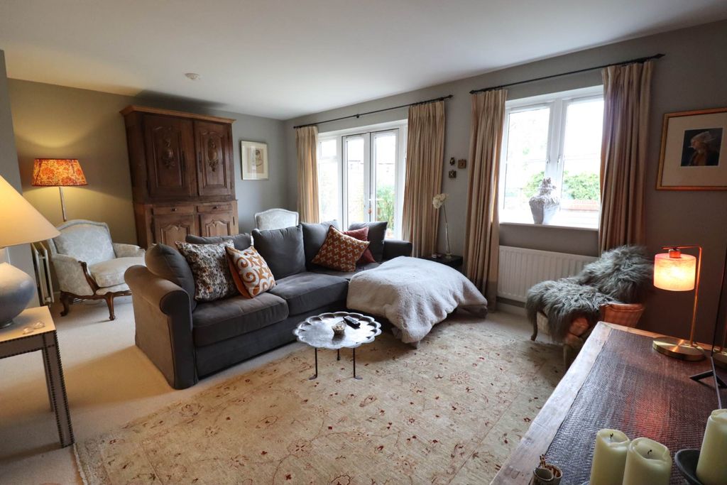 Additional image 2 of 4 bed semi-detached house for saleWhite Horse Road, Marlborough SN8