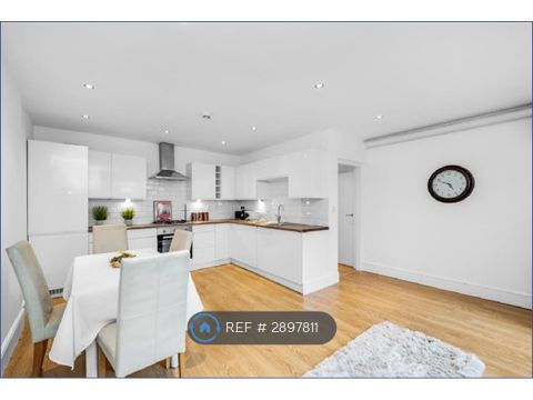 Foxberry Road, London SE4