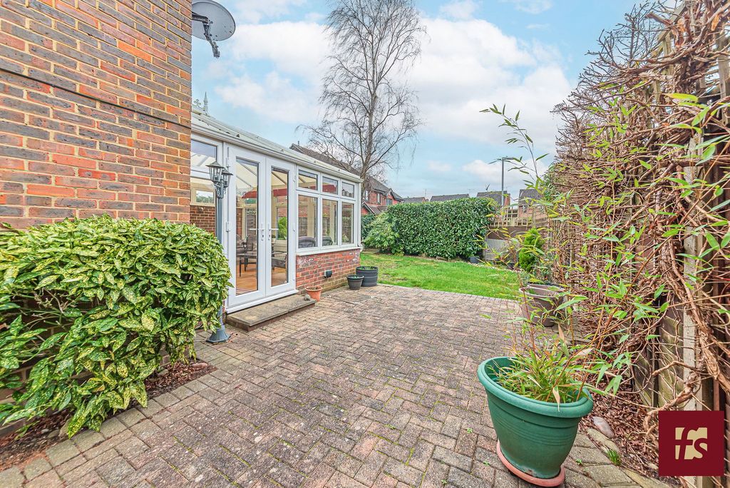 Additional image 14 of 3 bed link detached house for saleHorsham Road, Owlsmoor, Sandhurst GU47