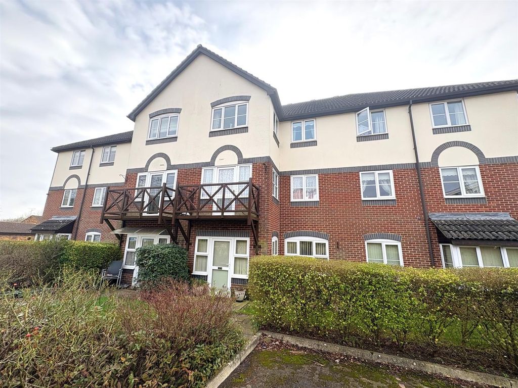 1 bed flat for saleMarlborough Road, Swindon SN3